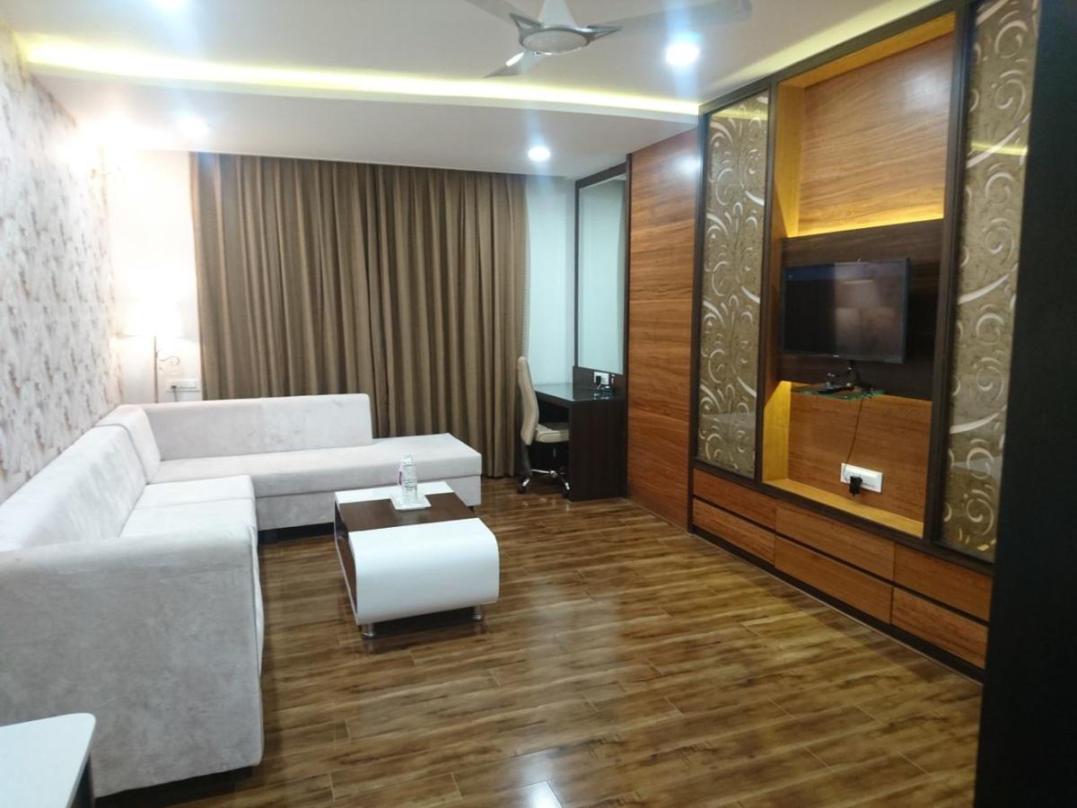 Regenta Central Indore Extérieur photo