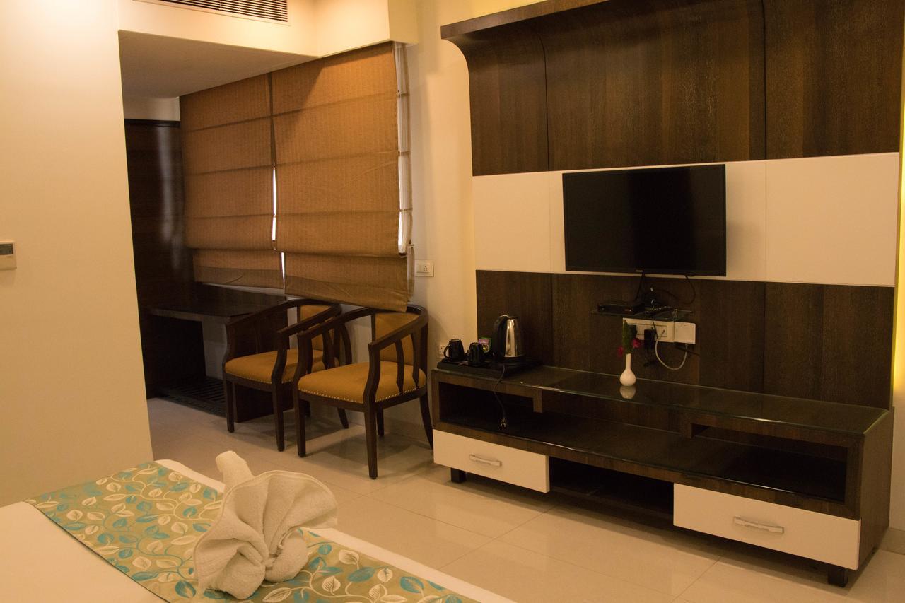Regenta Central Indore Extérieur photo